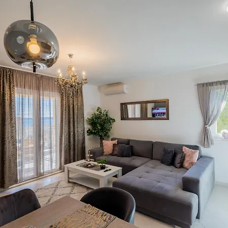 Ivana Apartment Trogir